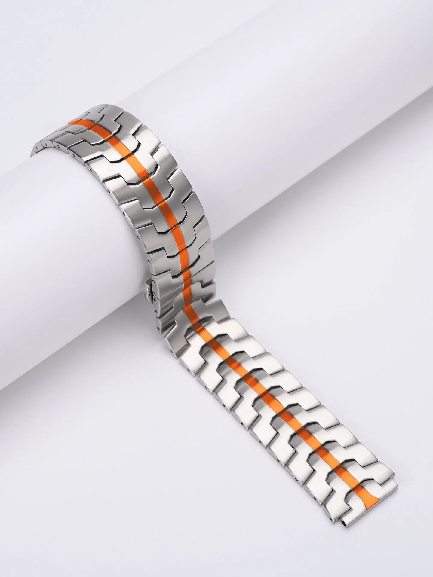 Stainless steel Samsung smartwatch replacement band in multiple metallic colours with universal 20mm and 22mm sizing