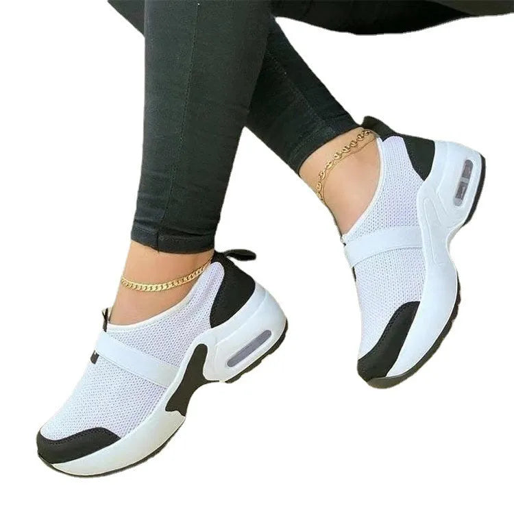 Women's lightweight flat sneakers in multiple colours with mesh upper and rubber sole