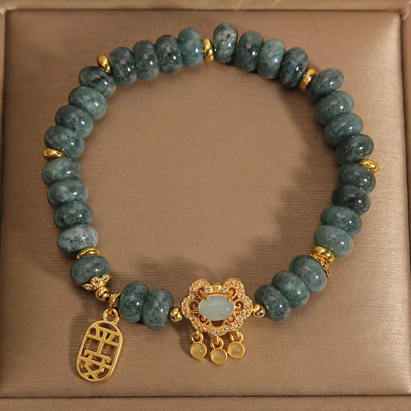 Natural green emerald jade bracelet with alloy safety lock and abacus beads pattern