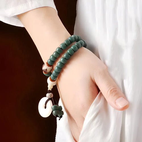White jade and green sandalwood Bodhi seed bracelet with double ring safety buckle