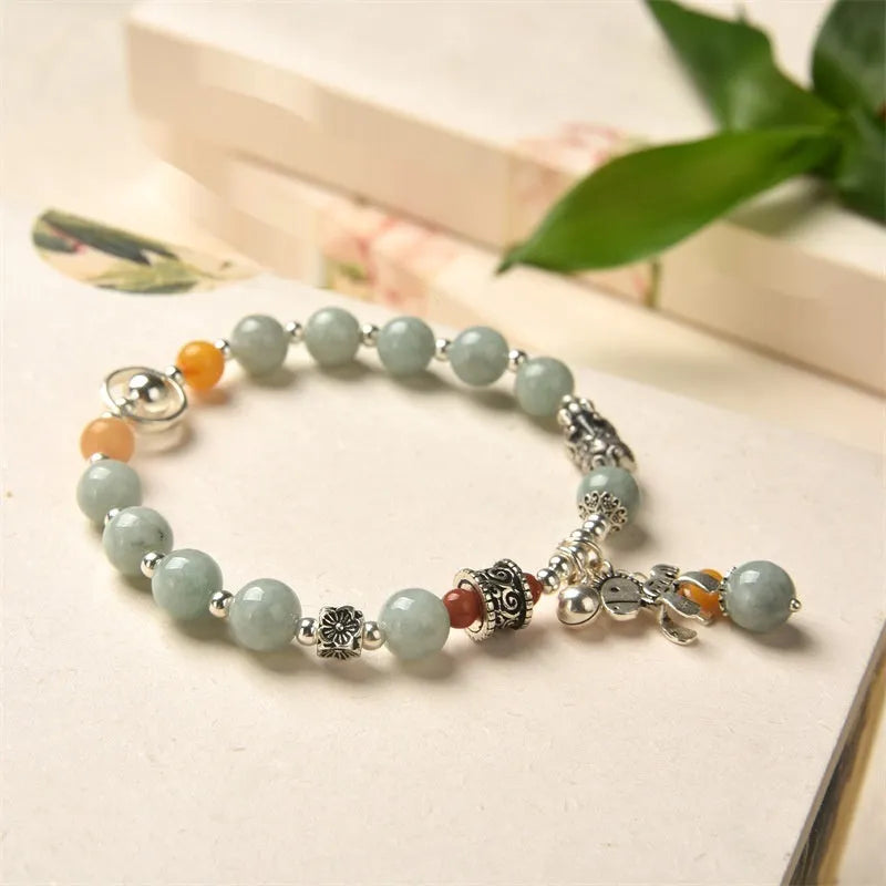 Natural emerald vintage bracelet with grade A jade stones and adjustable alloy fittings in pony style design