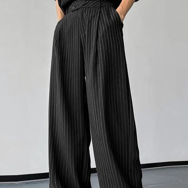 Men's black vertical striped pleated casual trousers with elastic waist