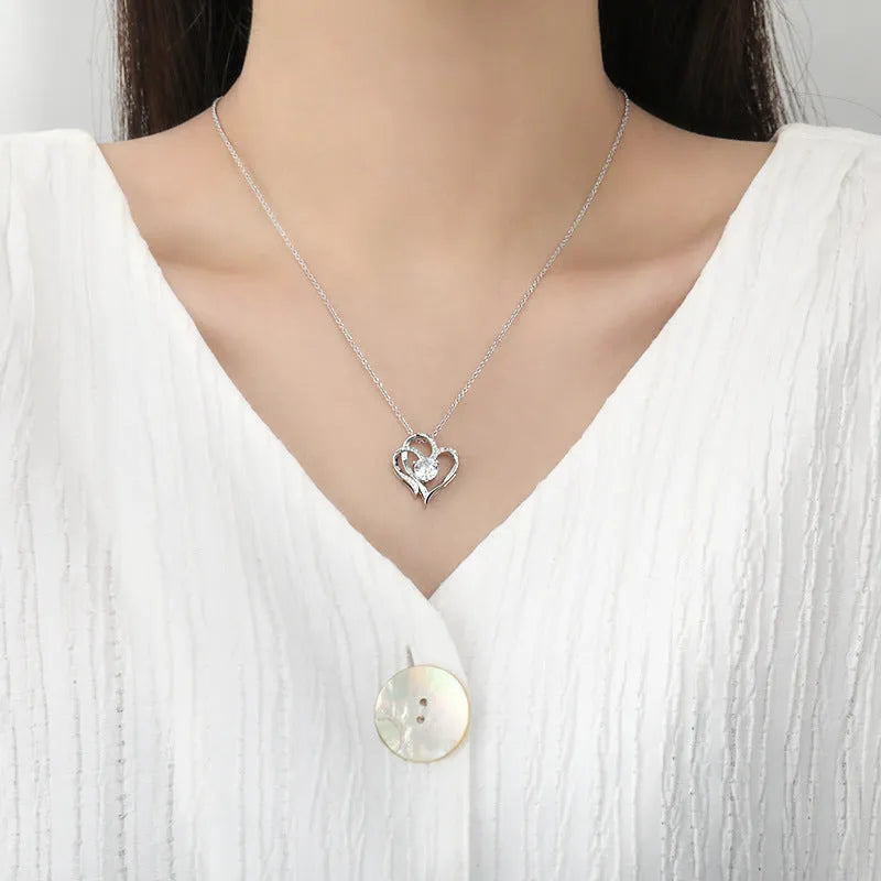 Women's 925 silver heart shape necklace with diamond treatment in rose gold finish