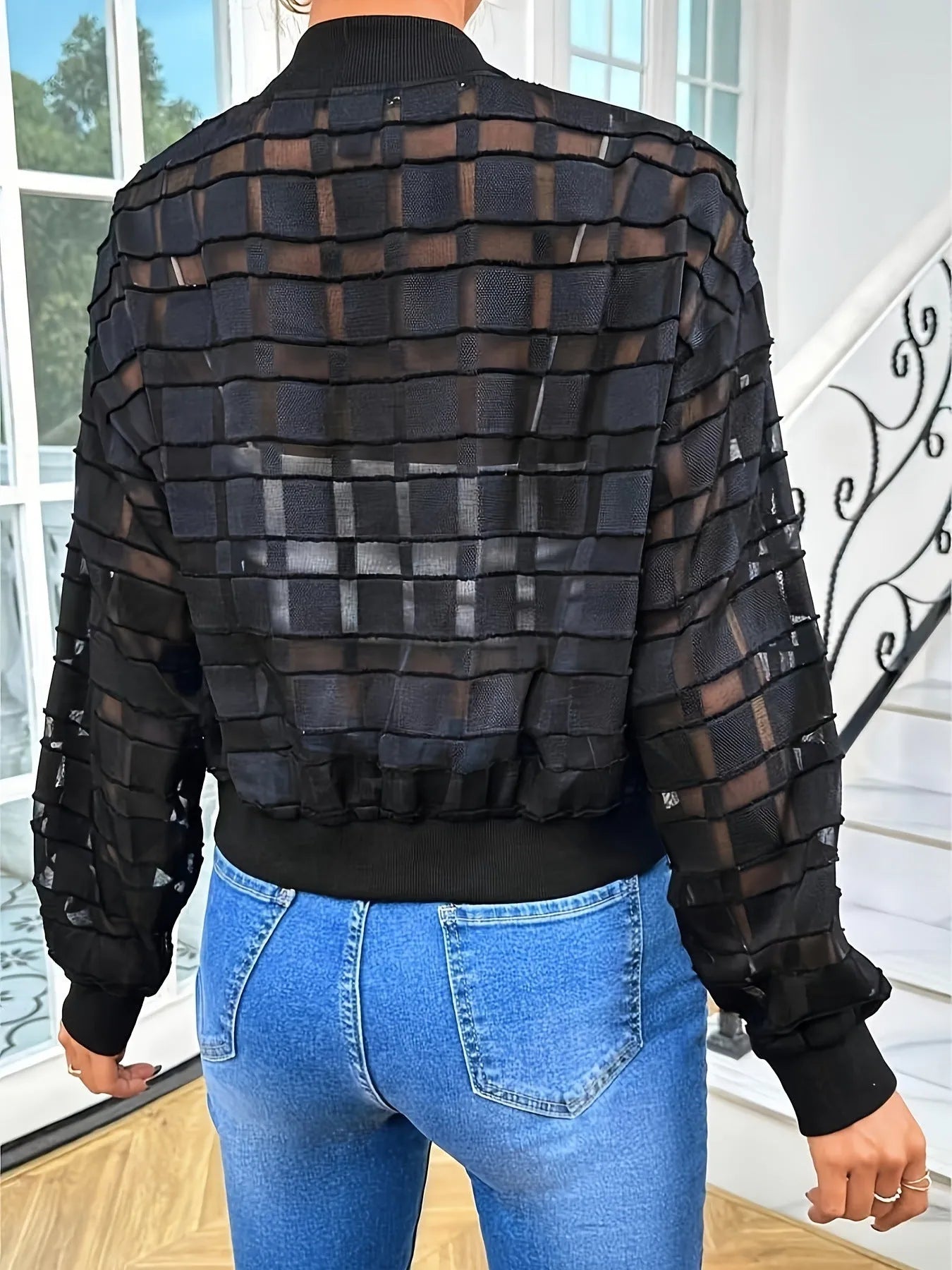 Women's black geometric pattern casual jacket with semi-transparent thread zipper and long sleeves