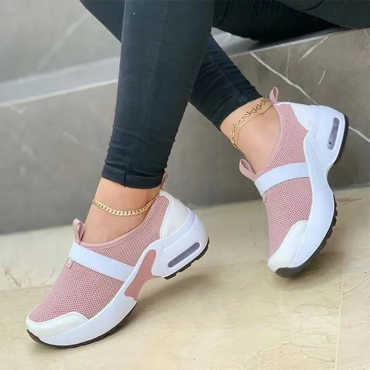 Women's lightweight flat sneakers in multiple colours with mesh upper and rubber sole