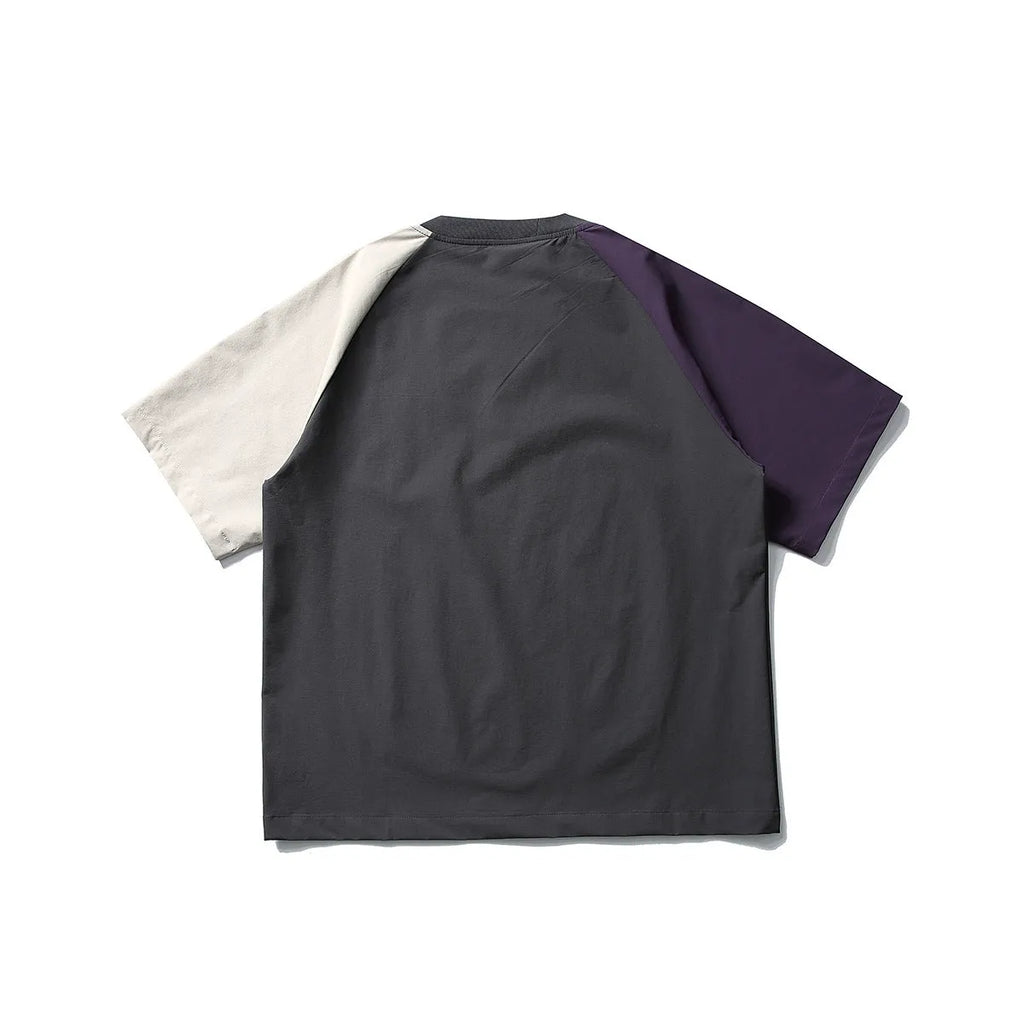 Dark grey men's t-shirt with contrast raglan sleeves in loose fit casual style