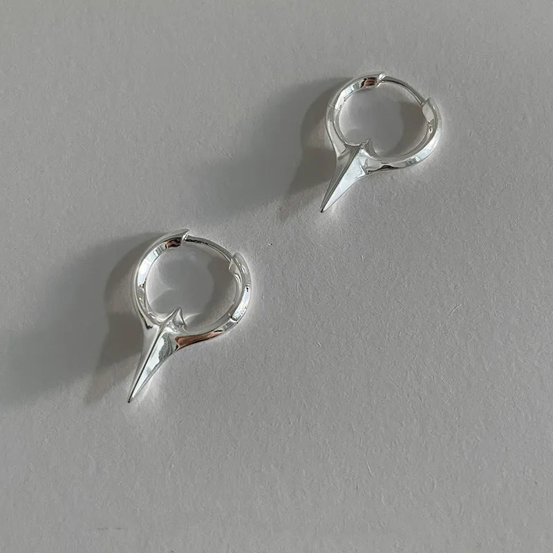 Geometric star ear clips for women with electroplated copper and white gold plating