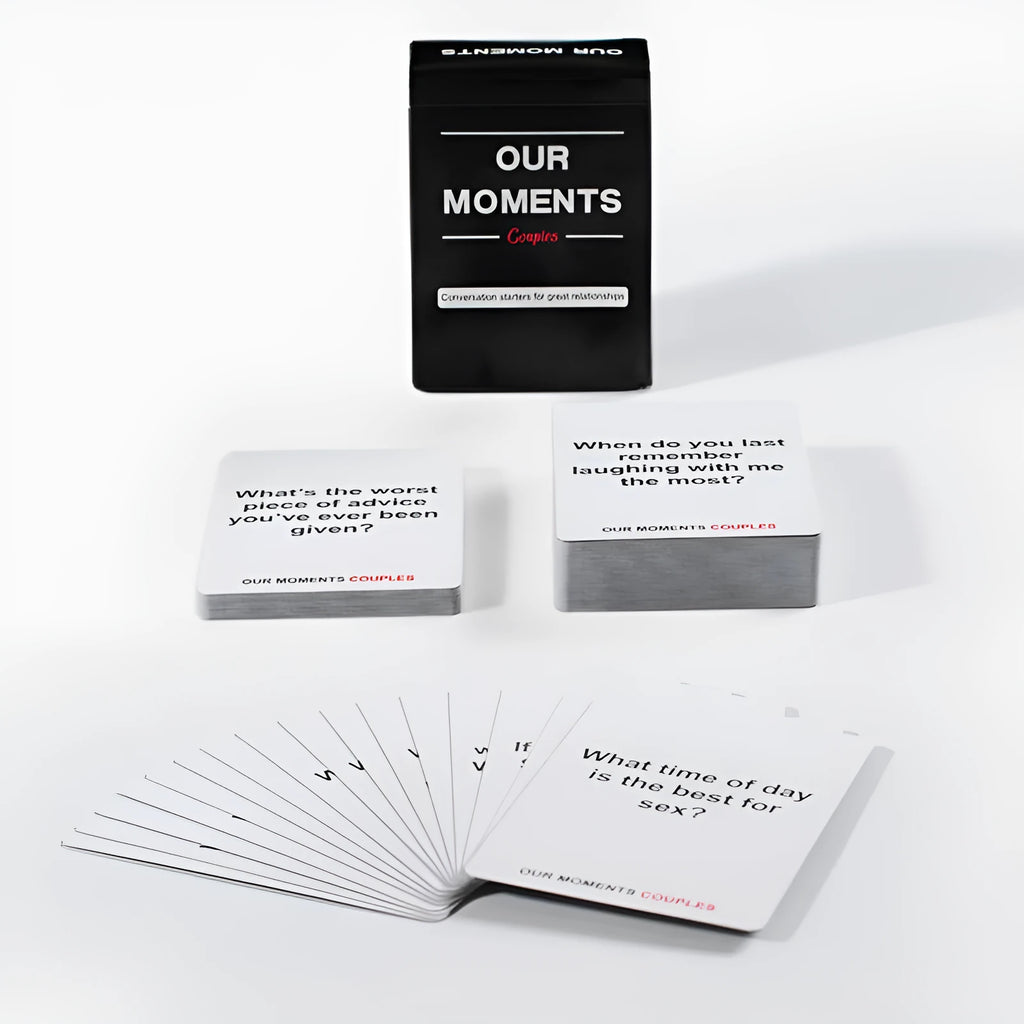 Black box of Our Time Lovers Edition coated paper communication cards for couples, showing 9x6.5x3.5 cm dimensions.