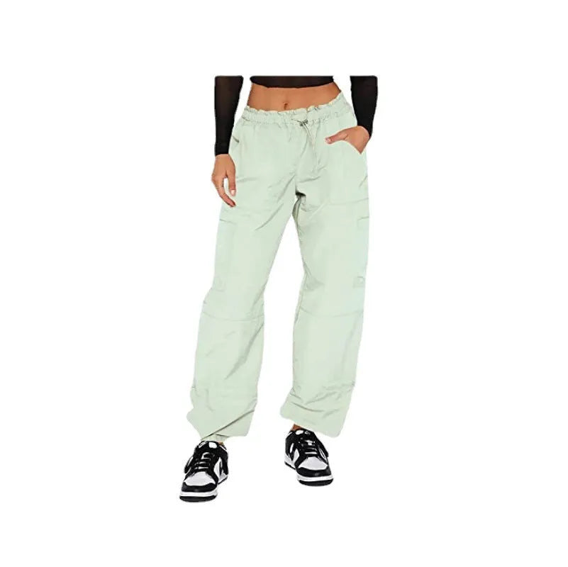 Men's straight-leg multi-pocket cargo trousers in a loose fit, shown in one of six available colours.