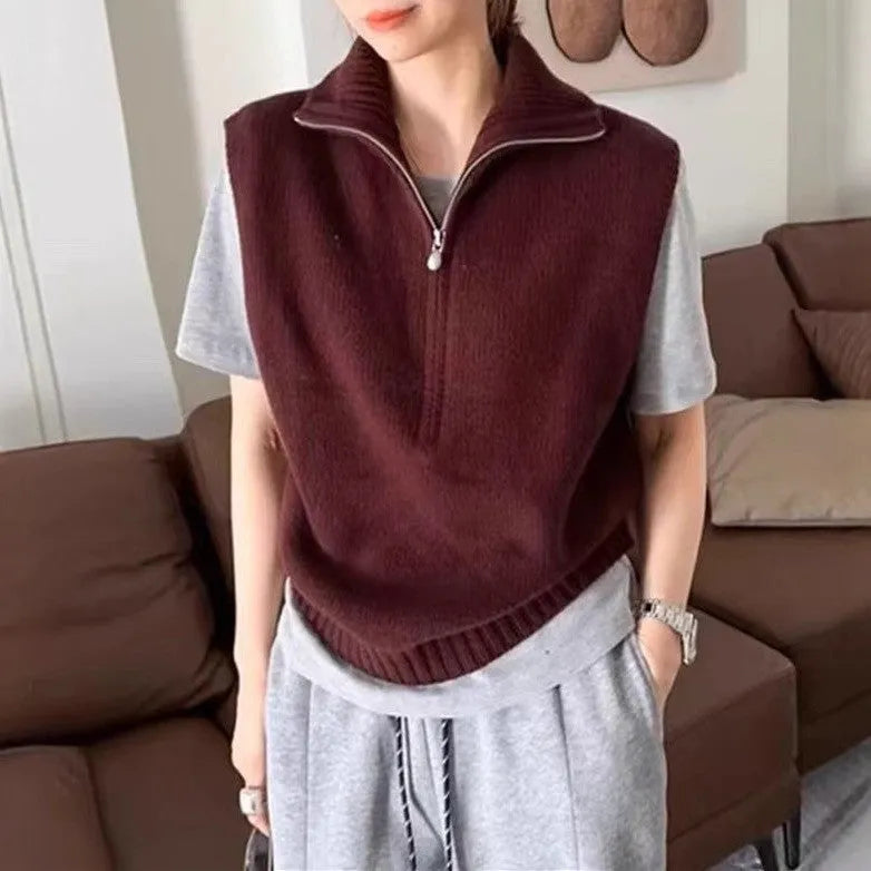 Retro half zipper sleeveless mesh vest in solid colour with 3D pattern detail