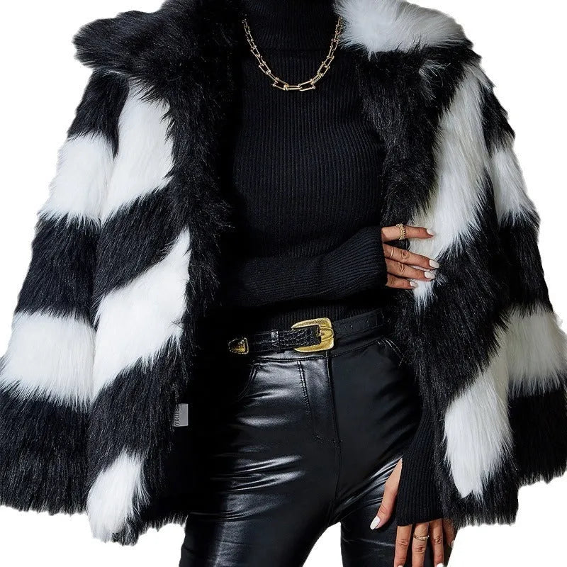 Women's faux fur coat with contrast lapels and fur collar in picture colour