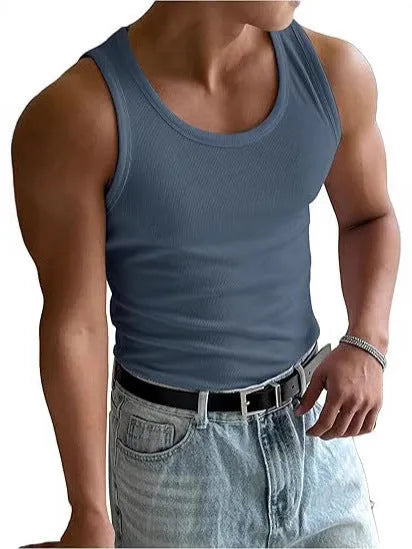 Men's tight-fit polyester fitness t-shirt with wool lining for gym workouts