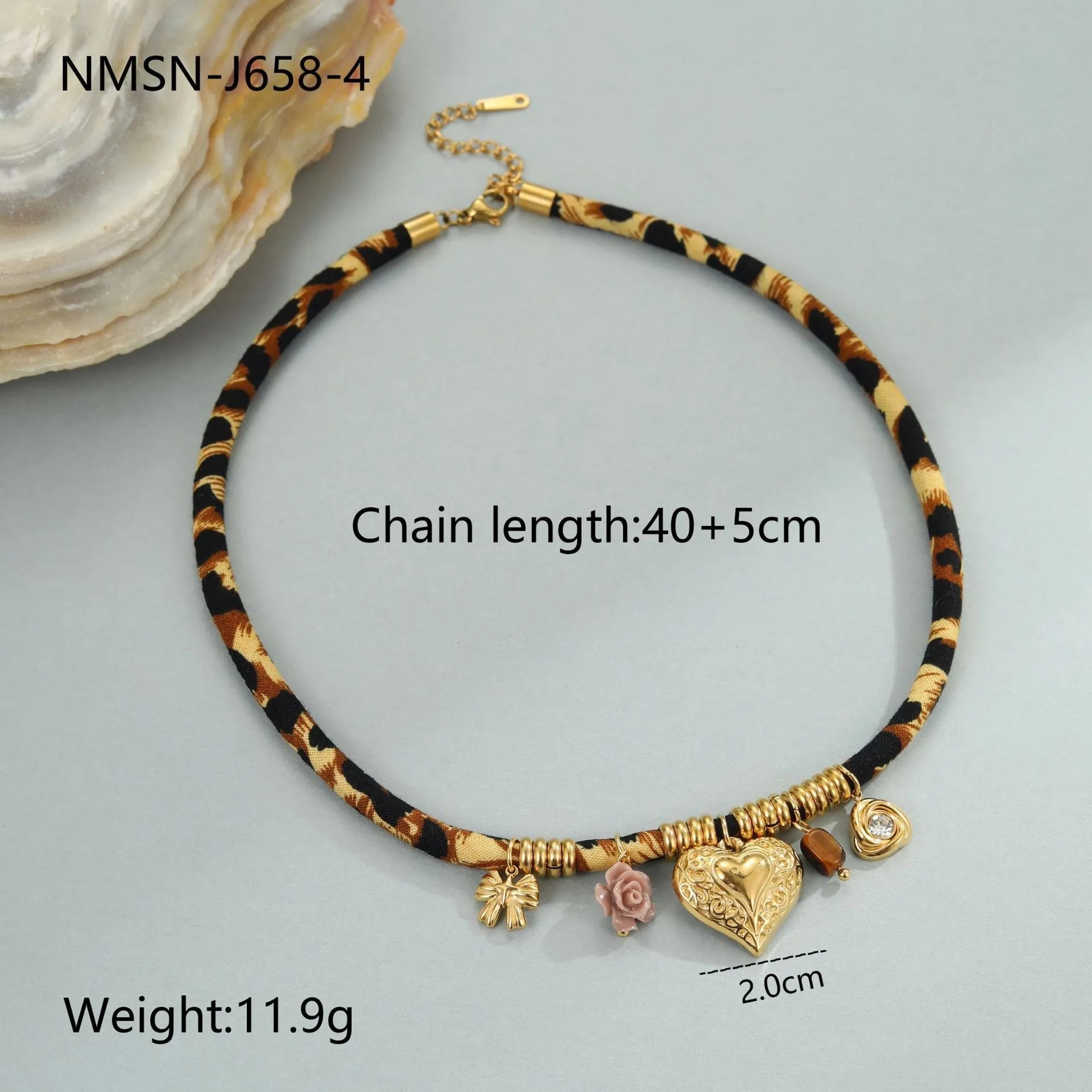 Women's geometric leopard design necklace in stainless steel with gold plating and adjustable chain