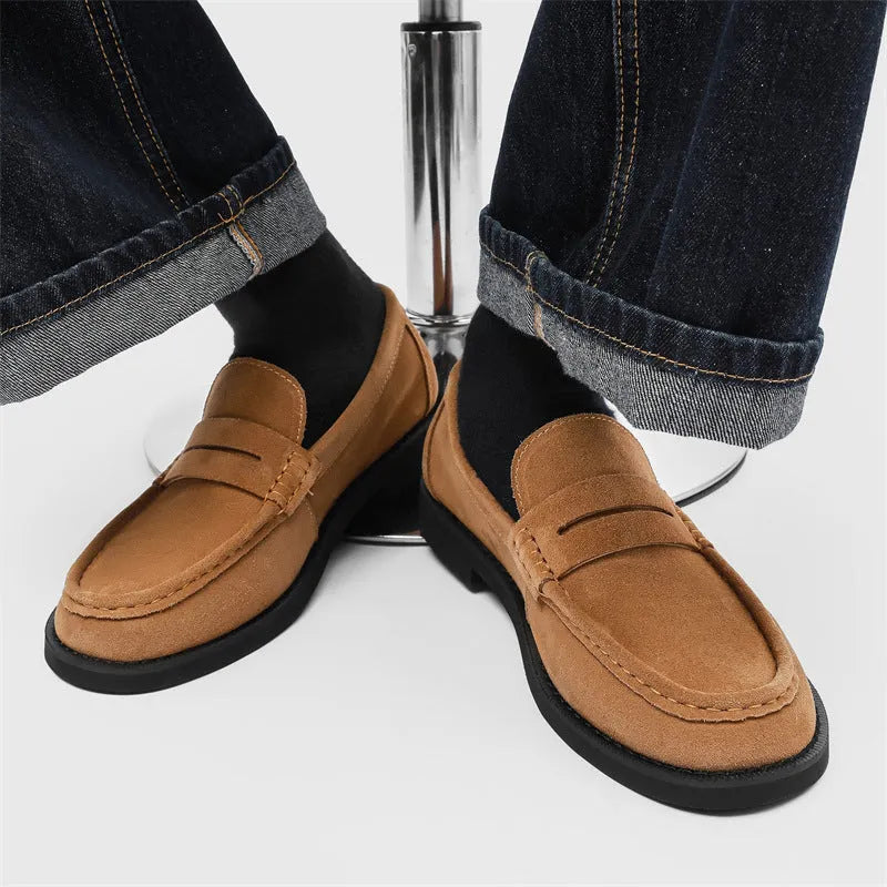 Men's retro style slip-on casual shoes in microfiber PU available in four colours