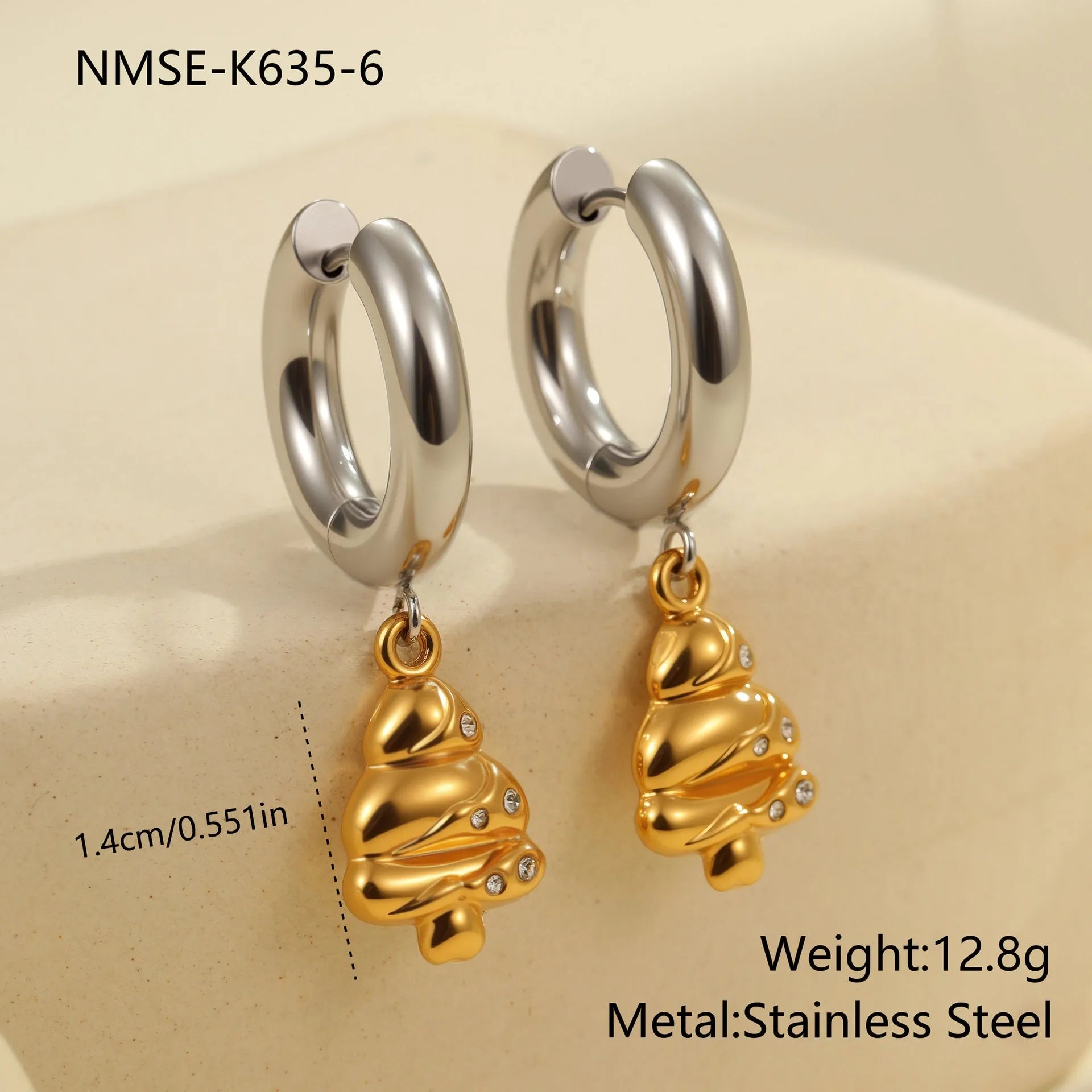 Christmas tree heart earrings in stainless steel with 18K gold electroplating and star designs
