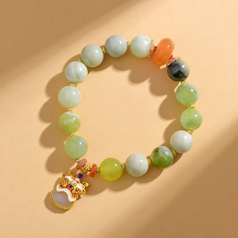 Green milk-in-water jade pendant bracelet with 10mm geometric retro pendant