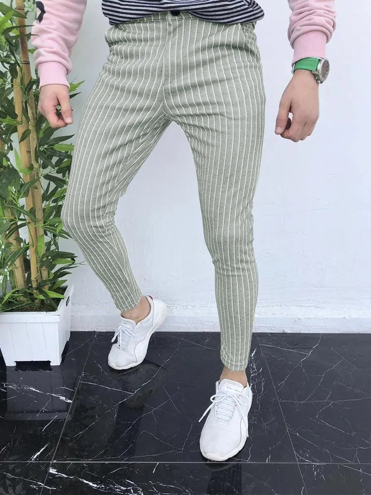 Men's slim-fit casual trousers with 3D printed plaid pattern in straight cut design