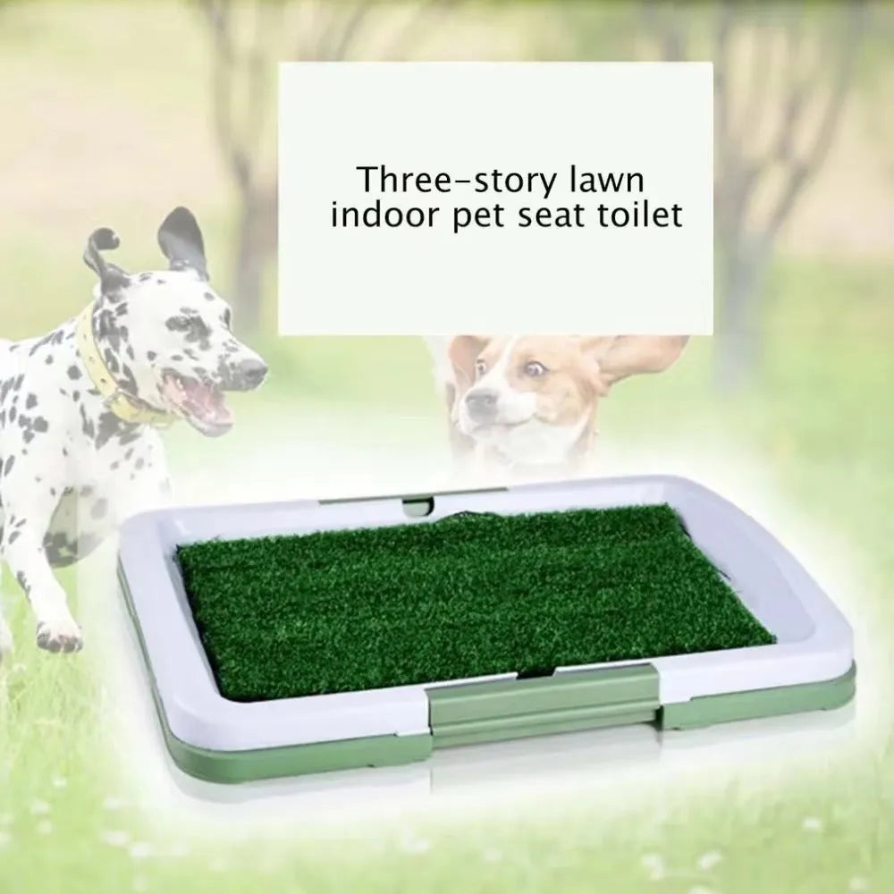 Green artificial grass indoor dog toilet tray with three-layer construction for puppy potty training
