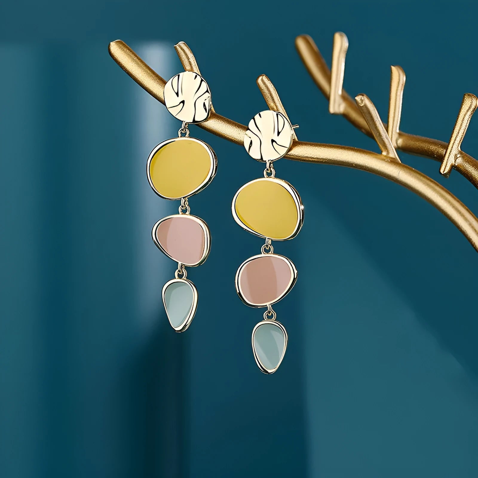Morandi three-colour oil-drip vintage disc earrings with wafer design