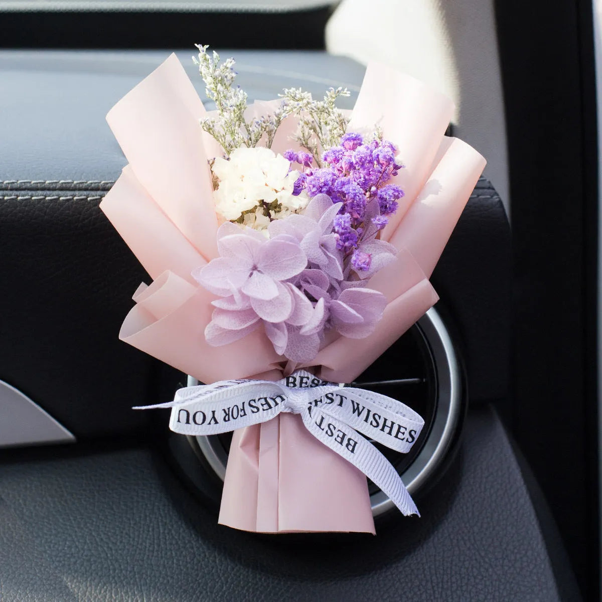 Handmade dried flower car vent aromatherapy ornament with fragrance slice