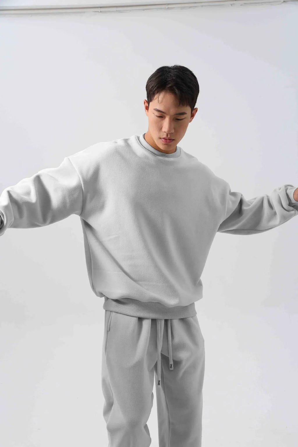 Men's loose polar fleece sports suit set with jacket and trousers in winter colours