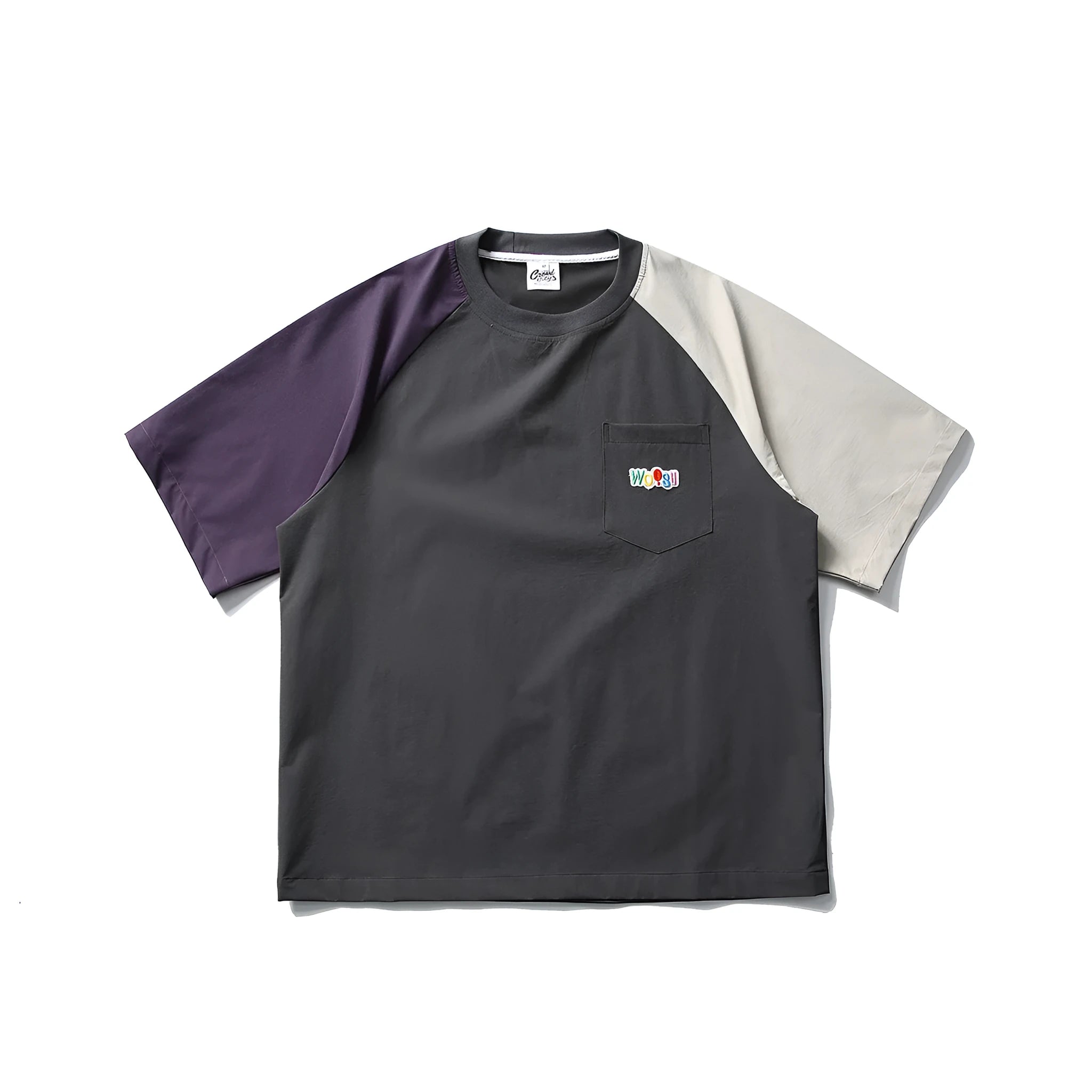 Dark grey men's t-shirt with contrast raglan sleeves in loose fit casual style