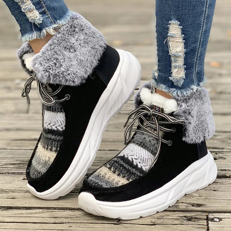 Women's beige lace-up snow boots with suede upper and artificial fur lining
