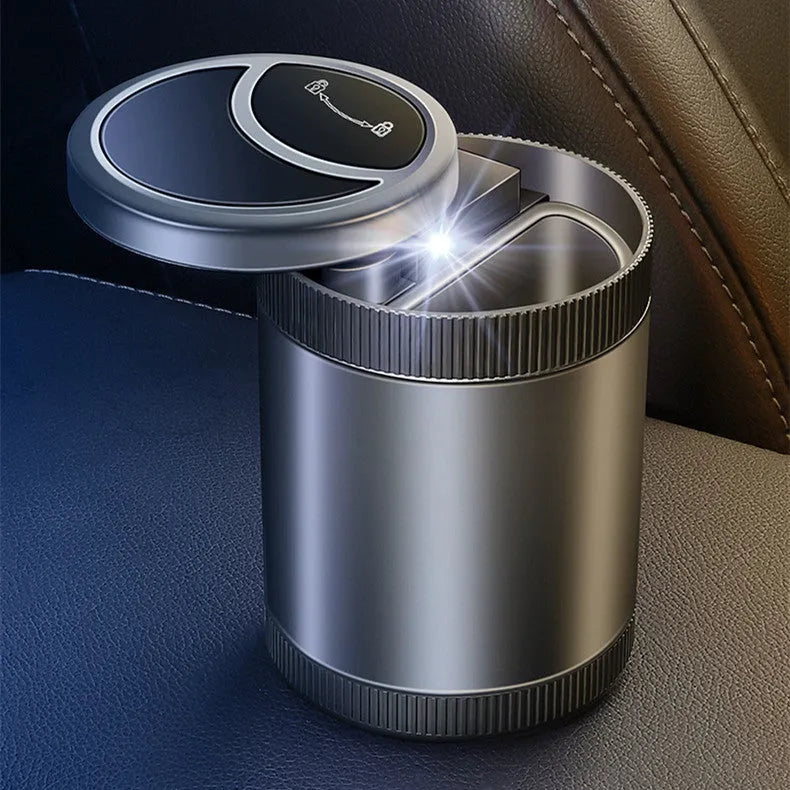 Automatic induction vehicle ashtray in plastic and metal construction with USB outlet