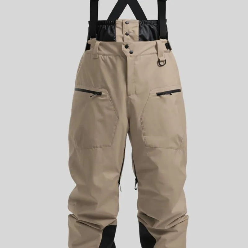 Man wearing black waterproof linen ski pants with a thickened strap, suitable for winter sports.
