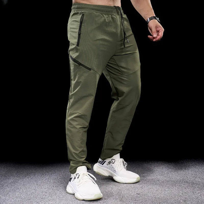 Men's waterproof quick-drying nylon workout trousers in army green for sports and running