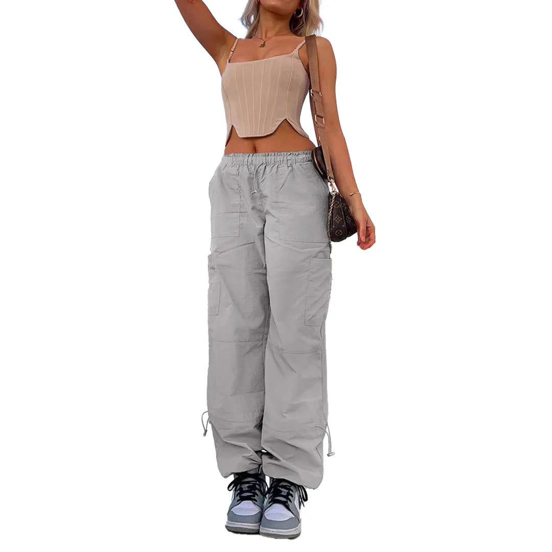 Men's straight-leg multi-pocket cargo trousers in a loose fit, shown in one of six available colours.