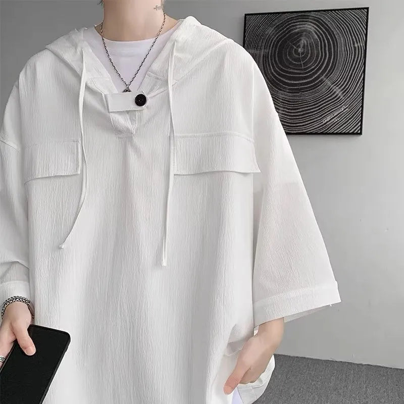 Men's hooded short sleeve t-shirt in loose fit for summer wear