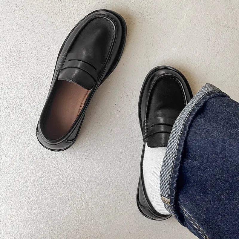 Men's retro style slip-on casual shoes in microfiber PU available in four colours