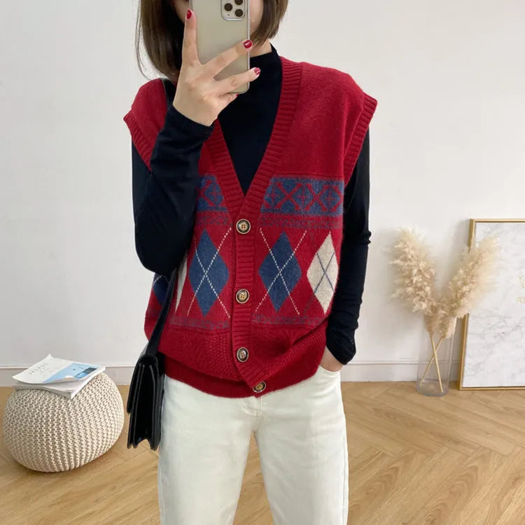 Diamond plaid pattern sleeveless cardigan top in loose fit free size