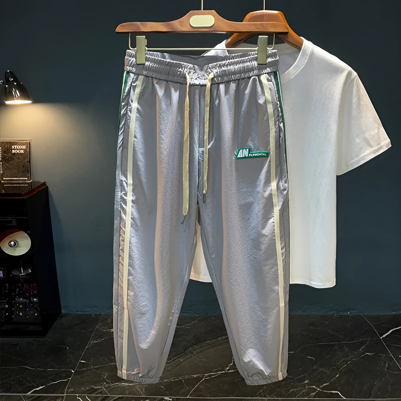 Men's solid colour cotton harem pants in mid-waist design