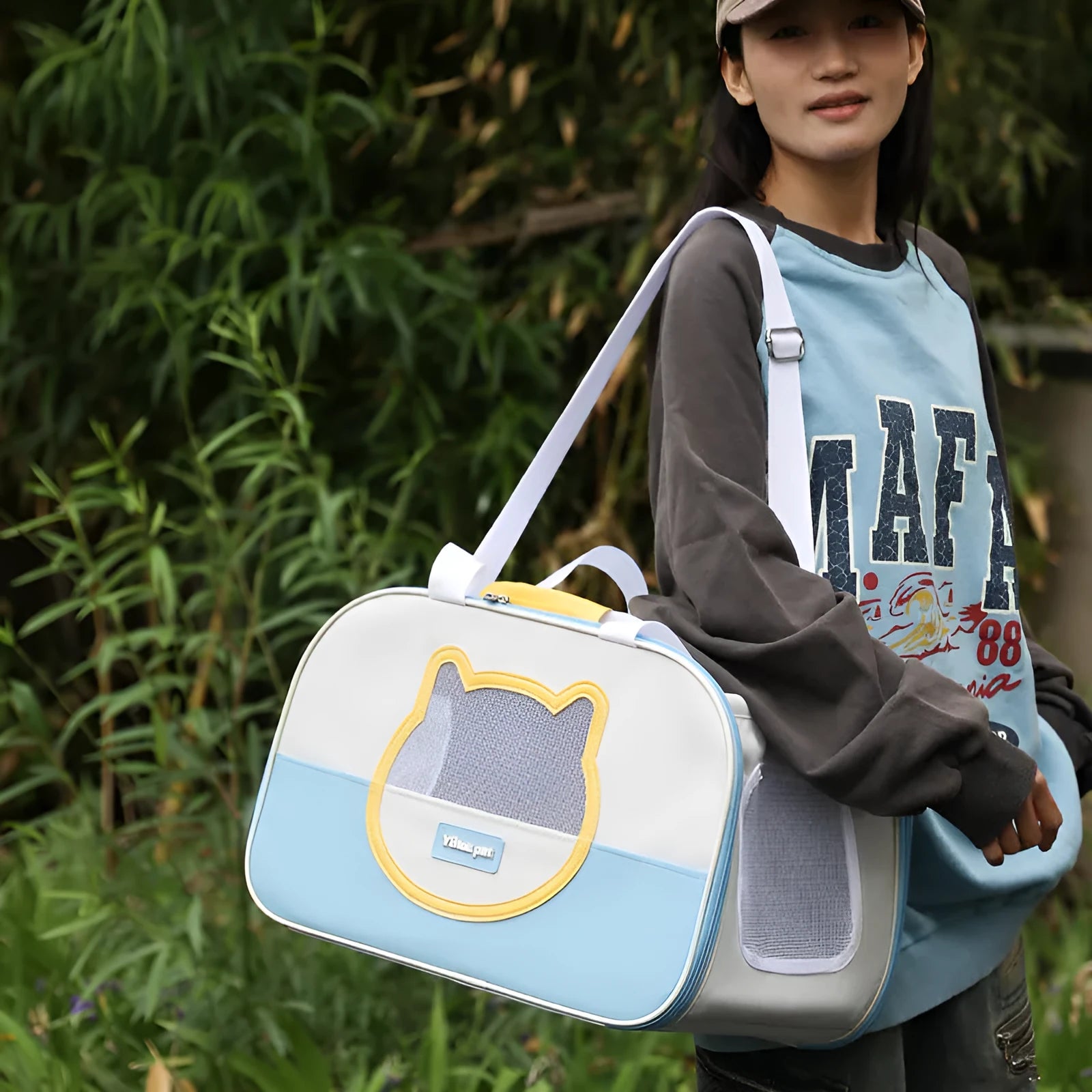 Outdoor portable foldable cat backpack in Oxford cloth with breathable mesh, showing colour options
