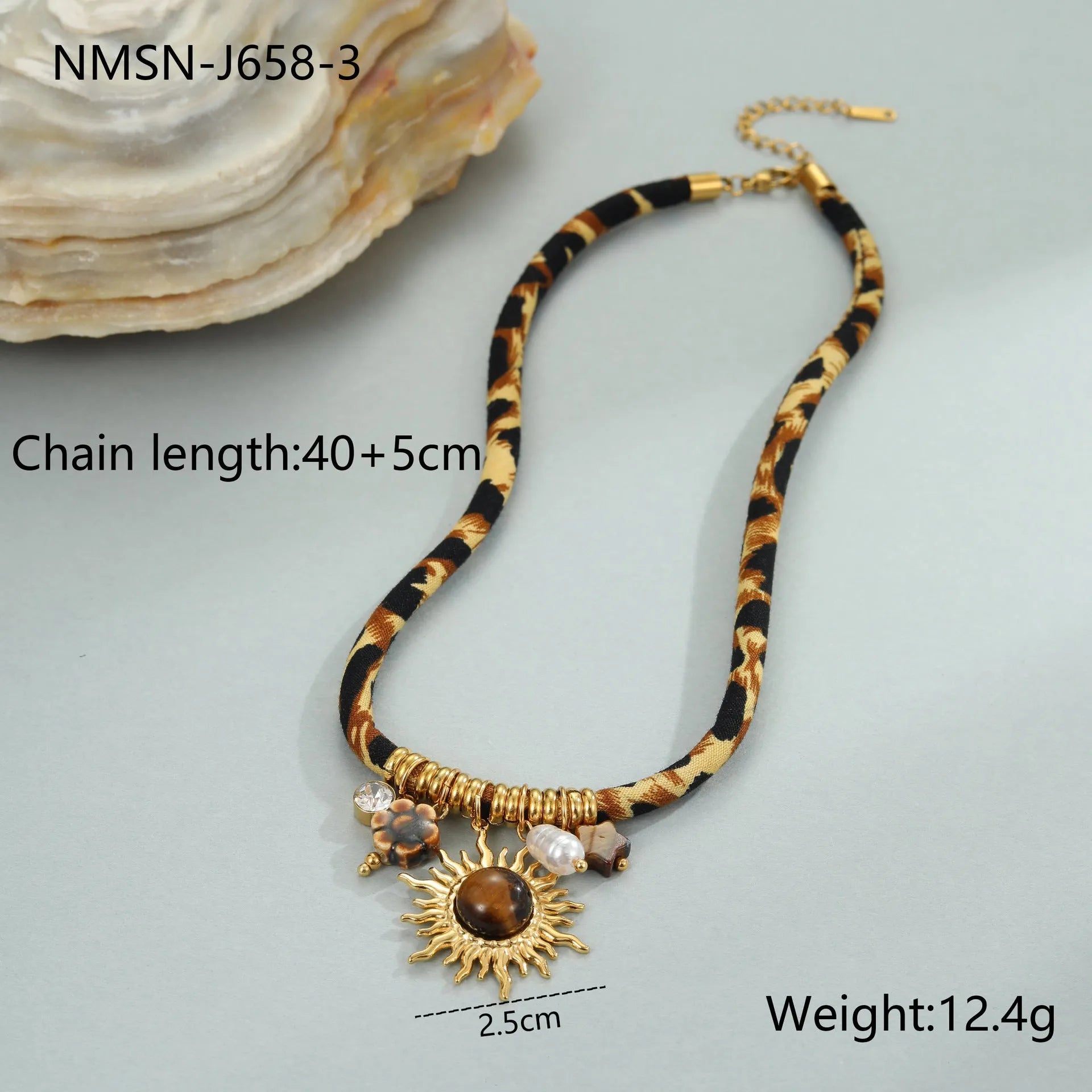 Women's geometric leopard design necklace in stainless steel with gold plating and adjustable chain