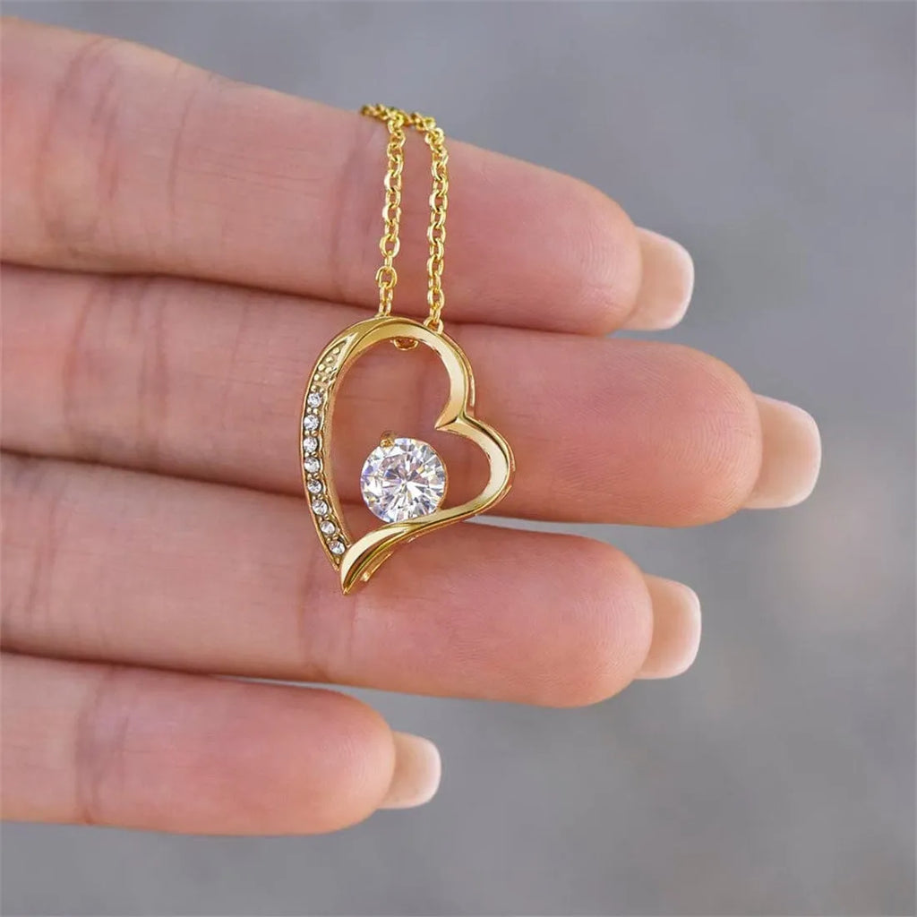 Hollow heart necklace with European and American personality style in silver and gold colour options