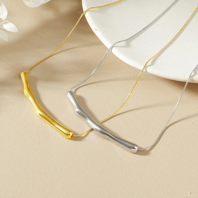 Women's titanium steel pleated necklace with irregular chain design in gold or steel colour options