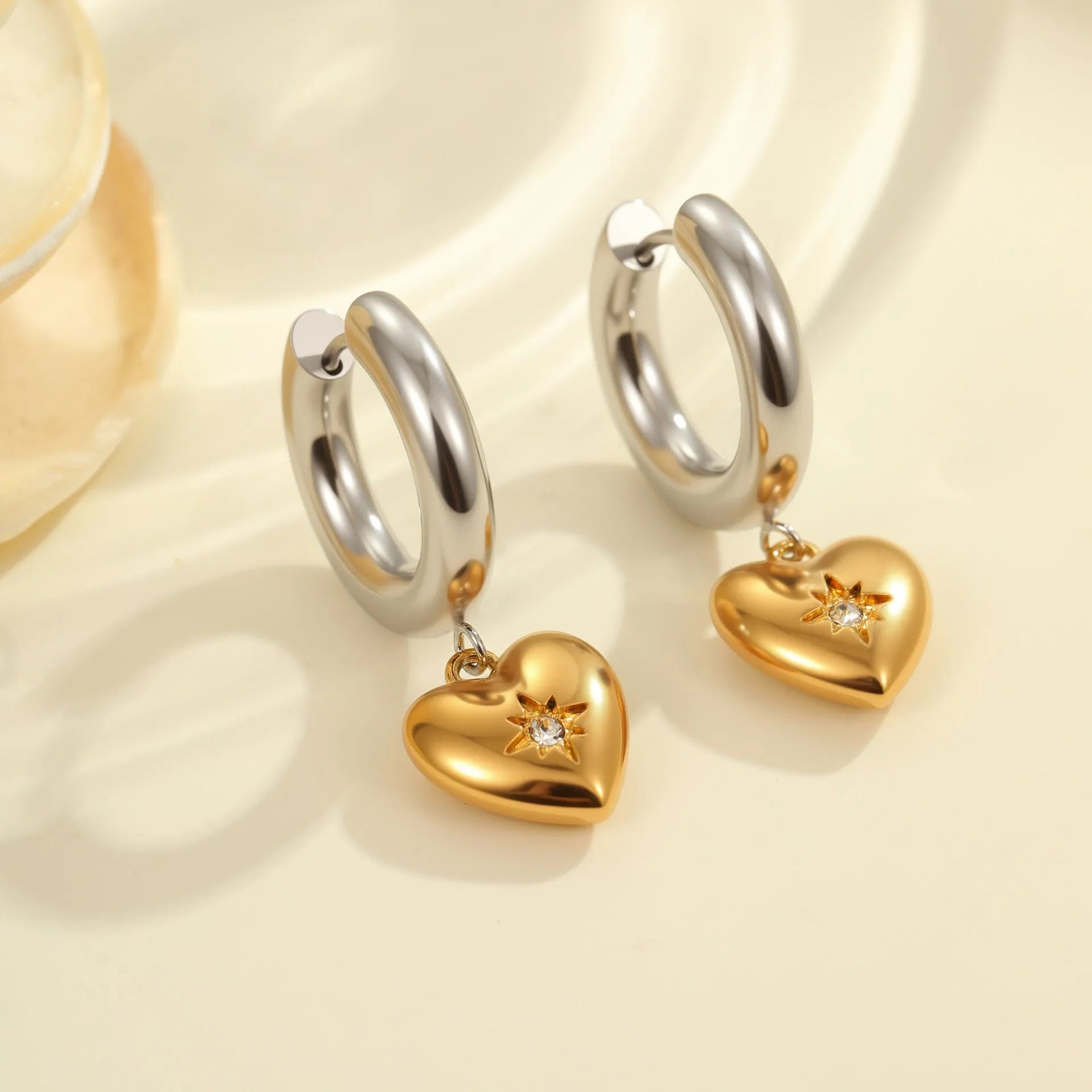 Christmas tree heart earrings in stainless steel with 18K gold electroplating and star designs