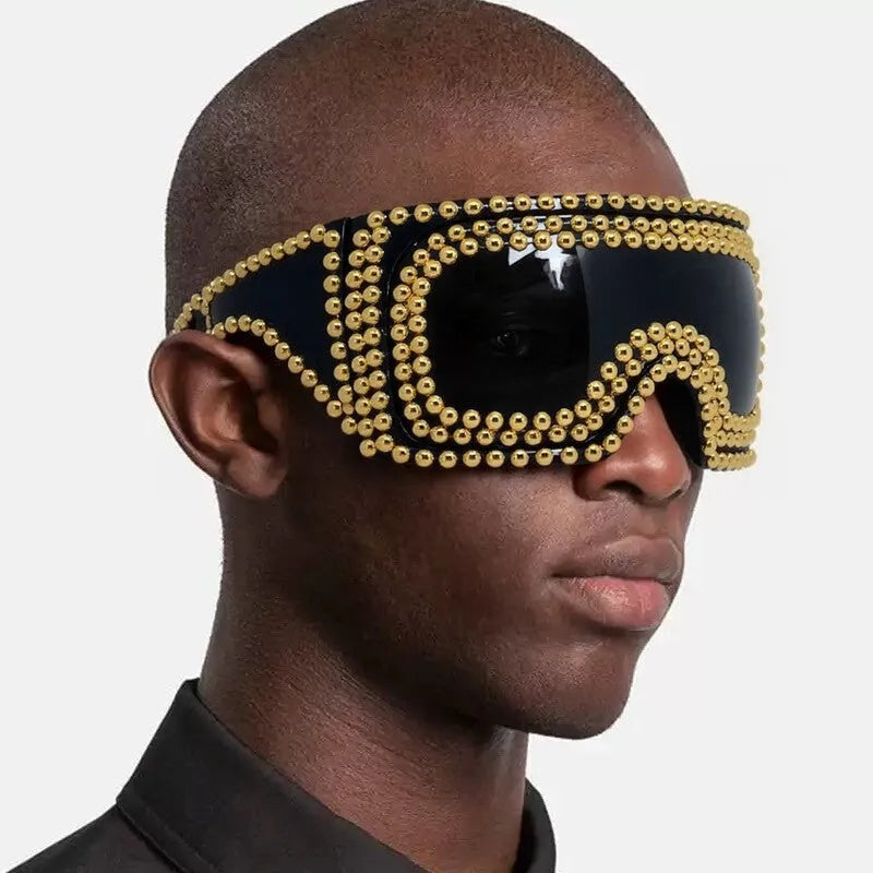 Men's personality punk sunglasses with super large rims and square rivet detailing in silver colour