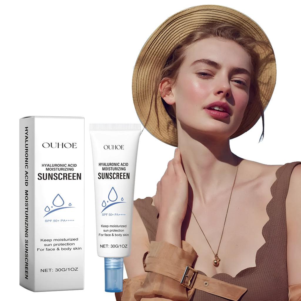 30g tube of moisturising protective lotion with UV isolation for body care