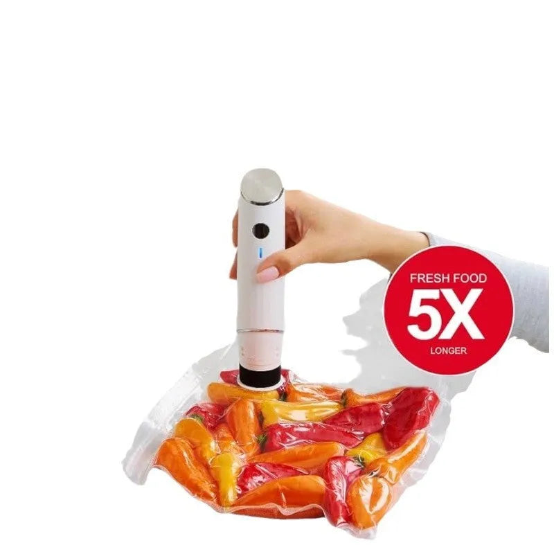 White USB electric suction pump with five 26x28cm vacuum bags for food storage