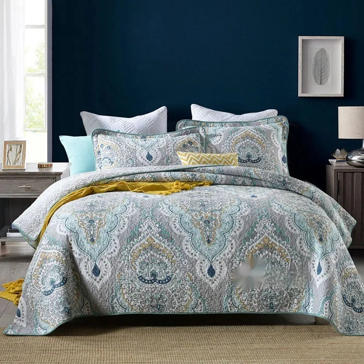 Quilted pure cotton bed cover set with pillowcases for 1.5-1.8 metre beds