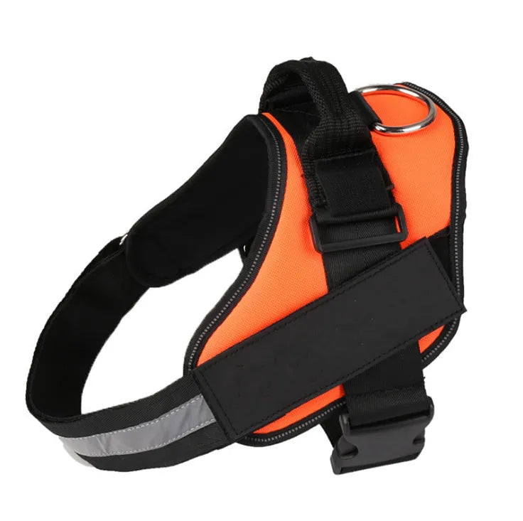 Personalised reflective no-pull dog harness in nylon with adjustable chest strap and sturdy handle