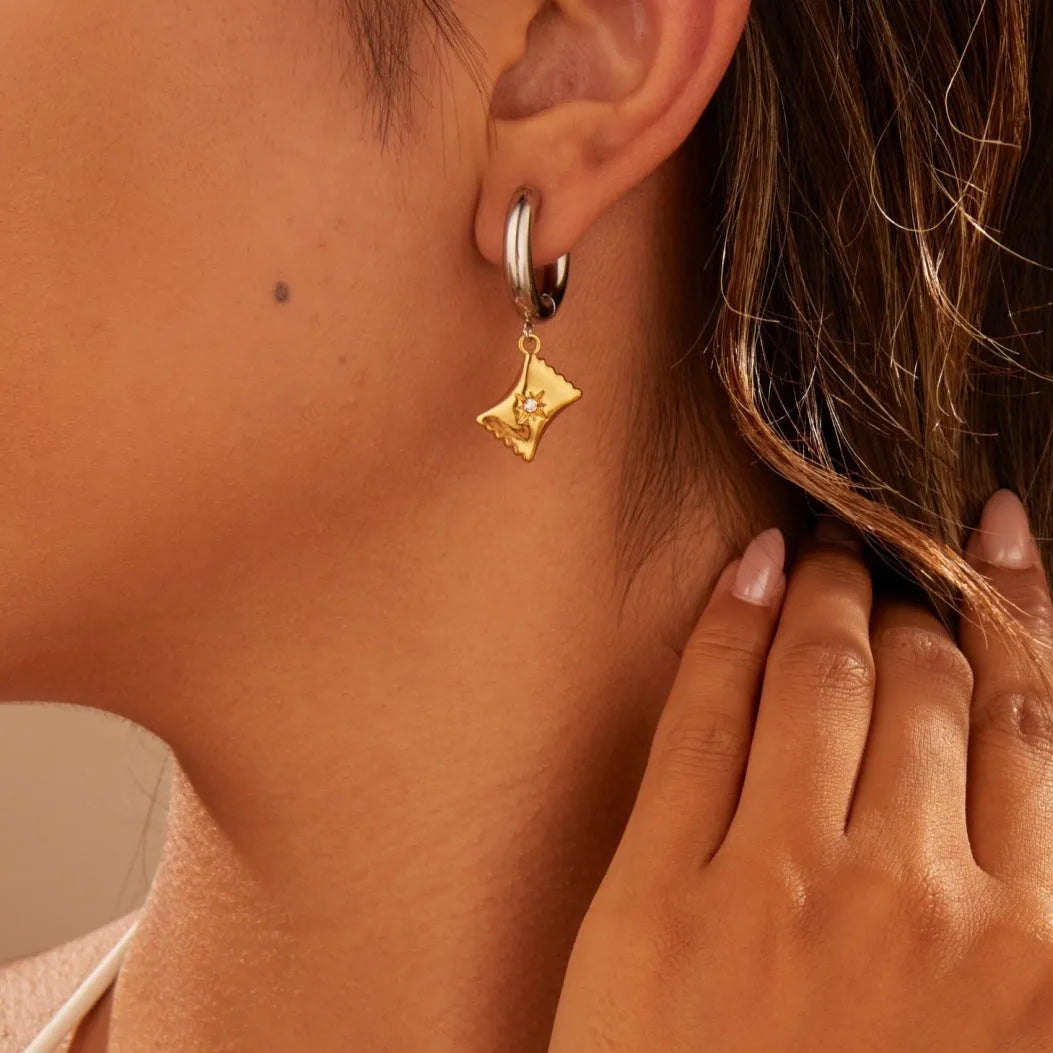 Christmas tree heart earrings in stainless steel with 18K gold electroplating and star designs