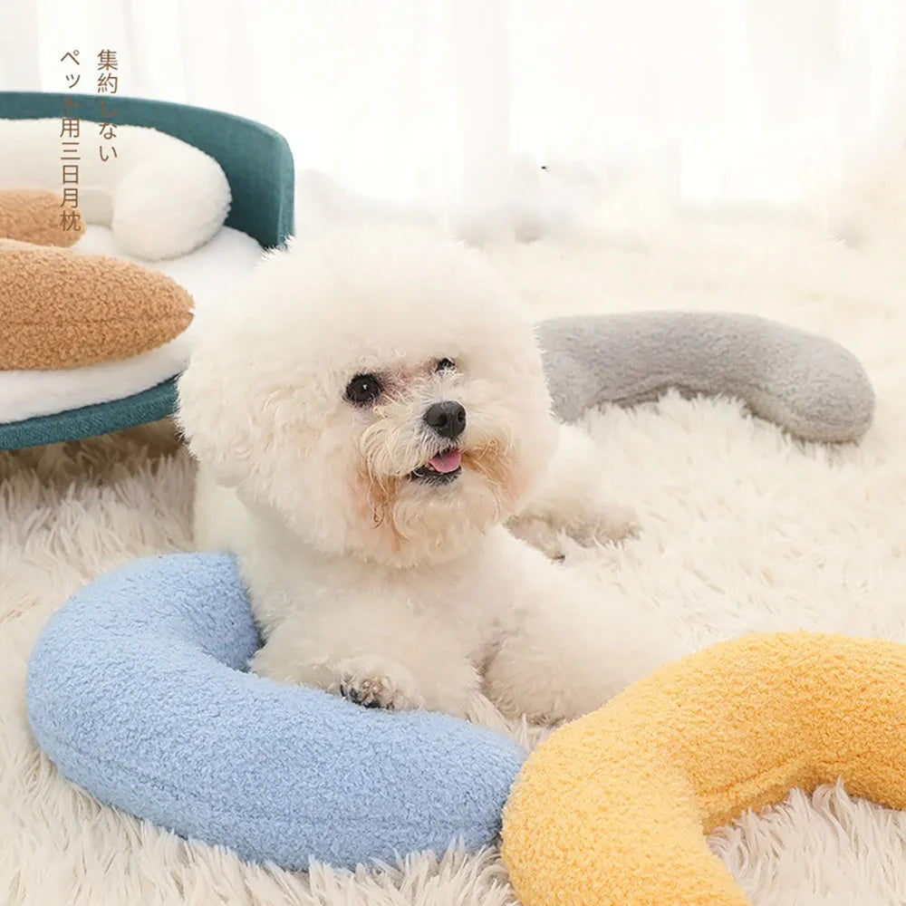 U-shaped blue cat pillow with adjustable fabric collar for pet neck support