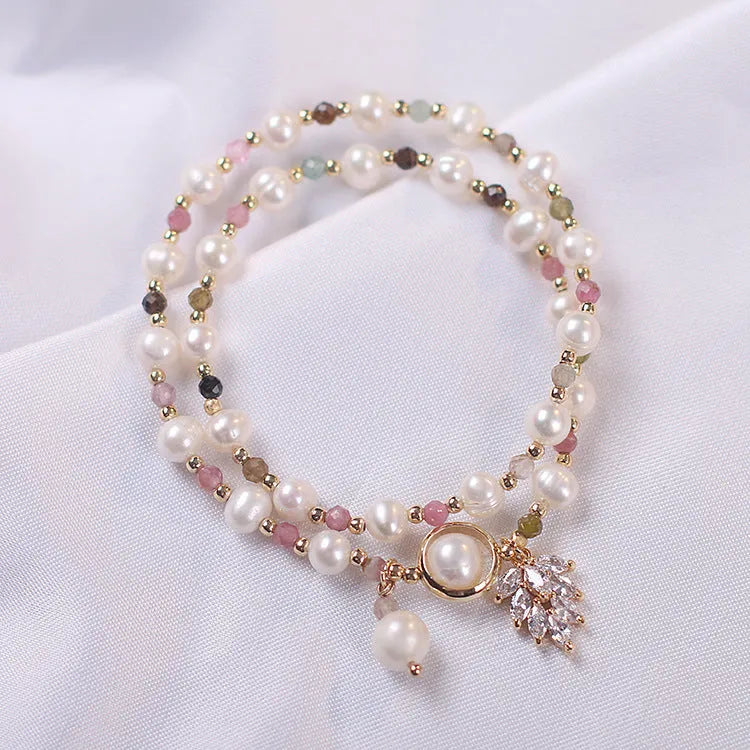 Red cat's eye flowers pattern double layer crystal bracelet with lucky cat charm