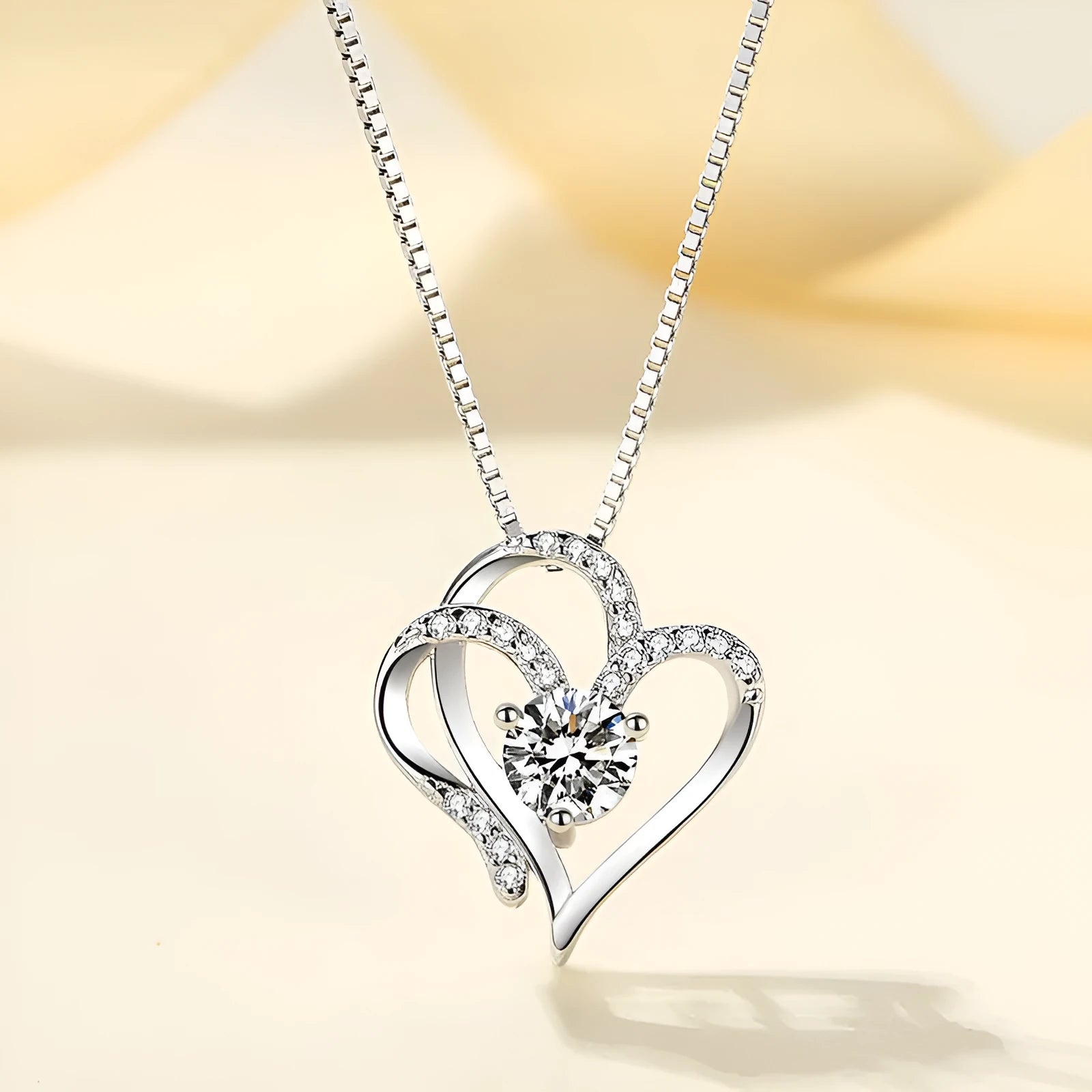 Women's 925 silver heart shape necklace with diamond treatment in rose gold finish