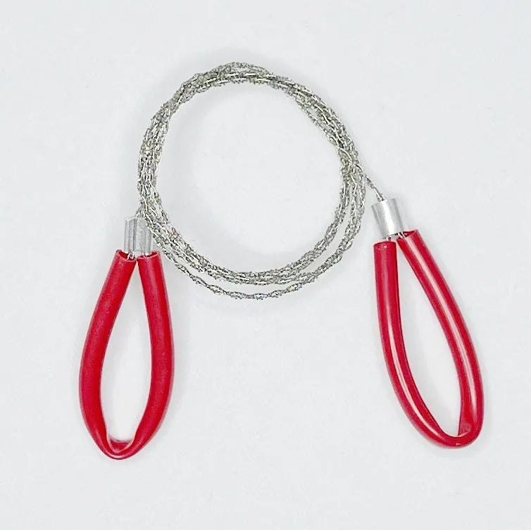 Compact black and red survival wire saw with leather case and German stainless steel wire